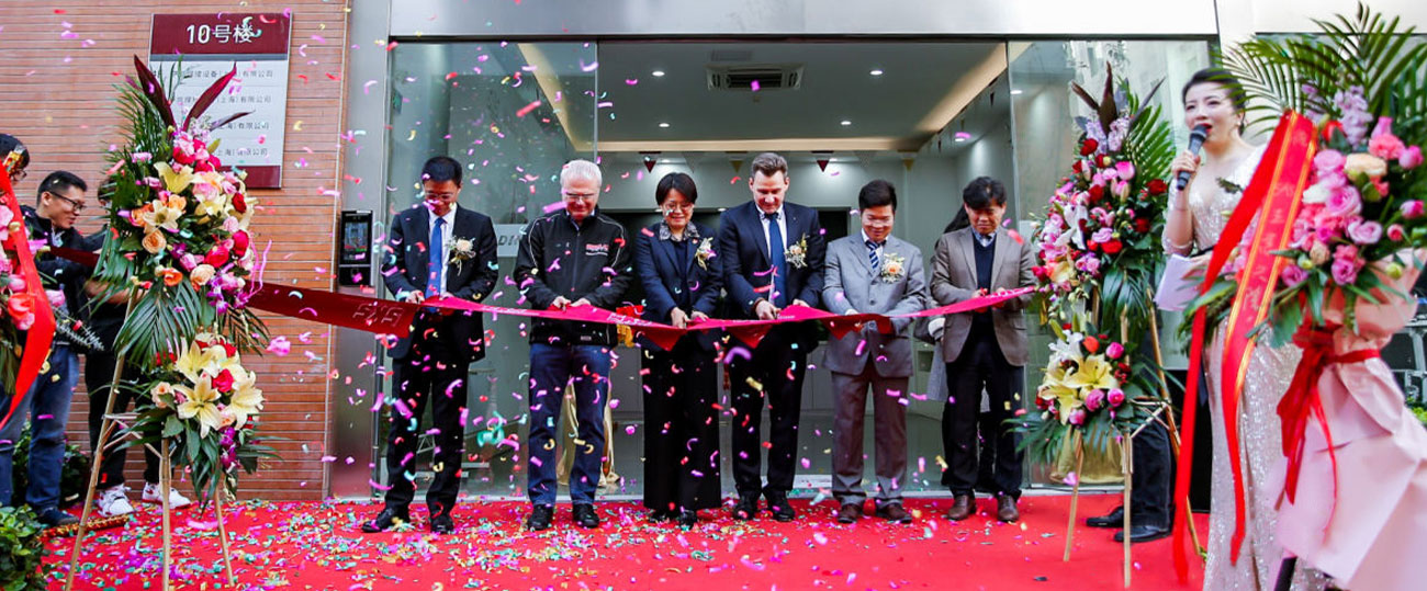SKS Welding Systems VR China: Offizielle Eröffnung der neuen Räumlichkeiten